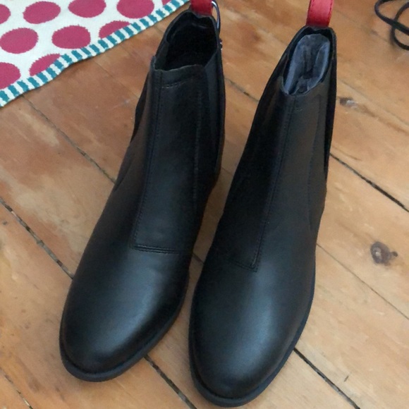 NWT Joules Cheltenham black boots, size 8 - Picture 4 of 6